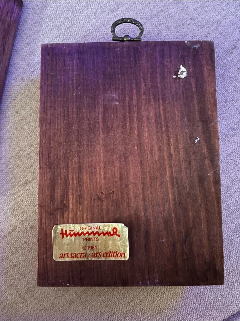 Her Happy Hobby Hummel Gold Foil Label. Vintage plaque.